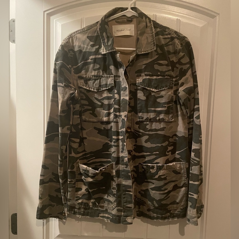 Mustard Seed camo jacket size small